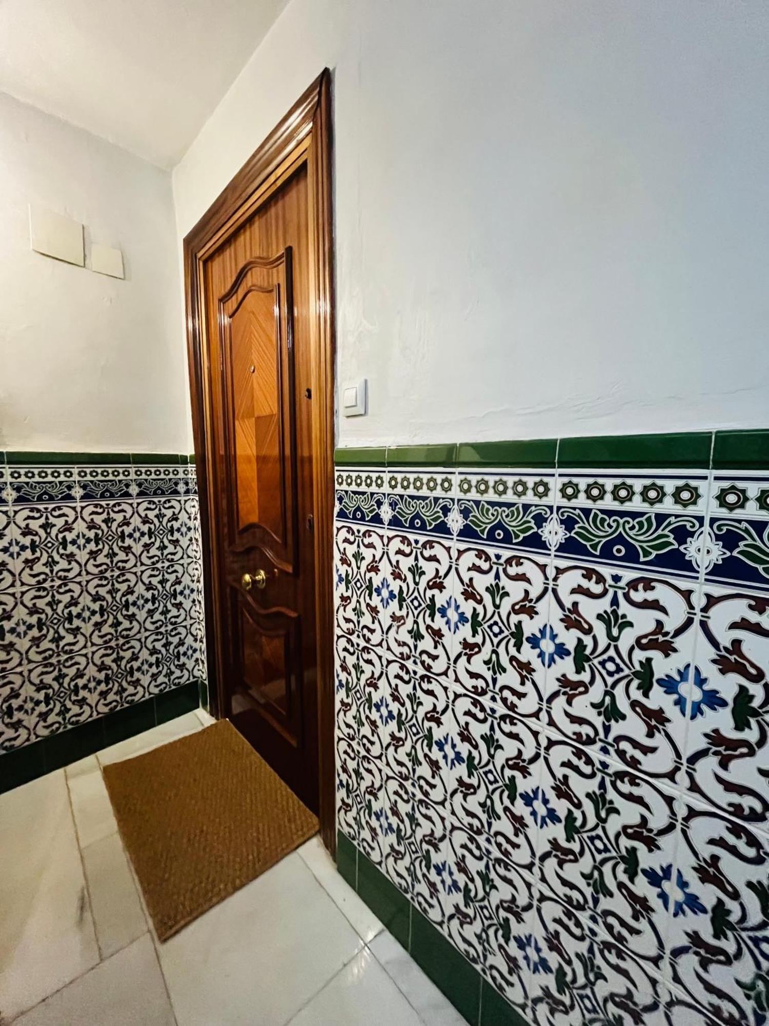 Appartamento Alameda, Conde De Torrejon Siviglia Esterno foto
